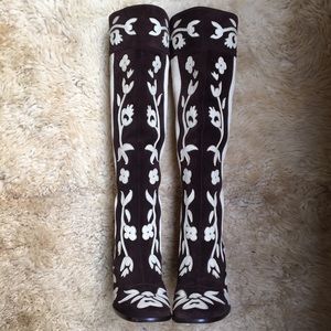 BOHO Dolce & Gabbana Brown Suede boots.